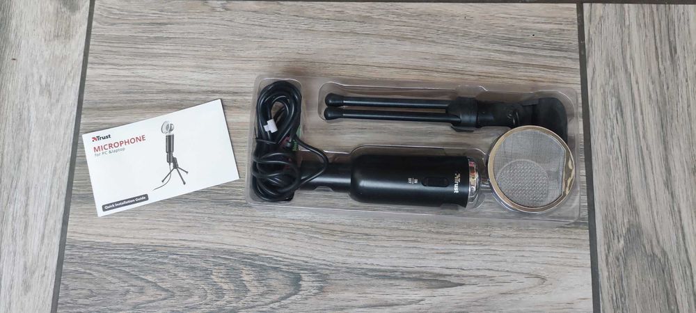 Мікрофон Trust Madell Desk. Новий.