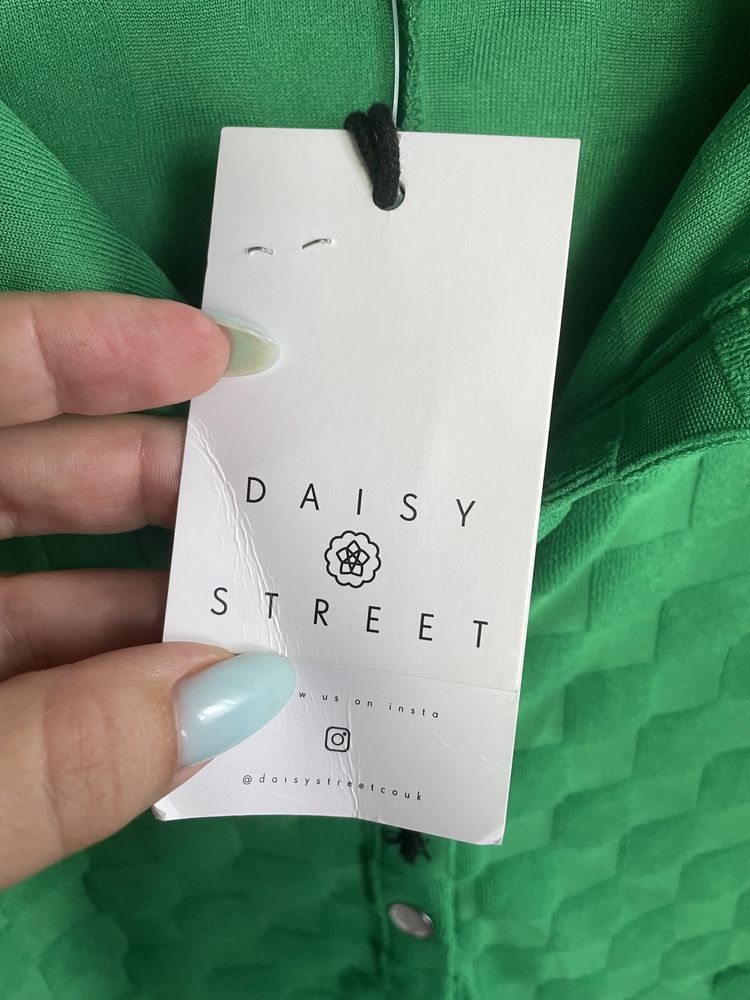 Фирменный комбинезон с шортами daisy street