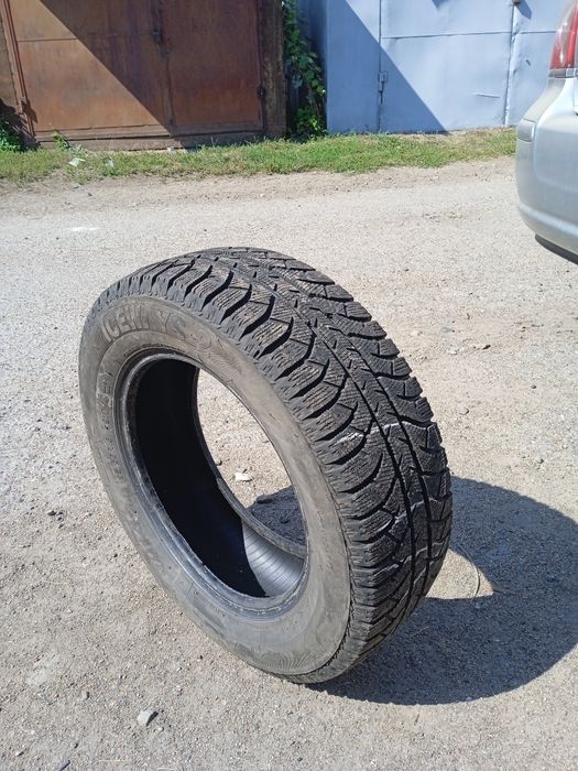 Продам 4 зимних покрышки