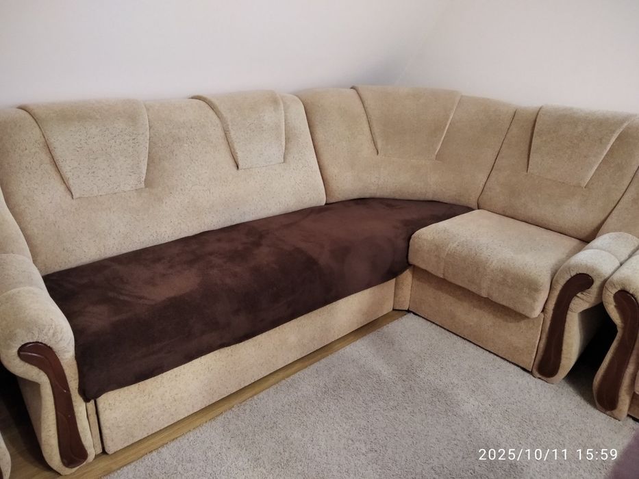 Терміново продам кутовий диван та крісло