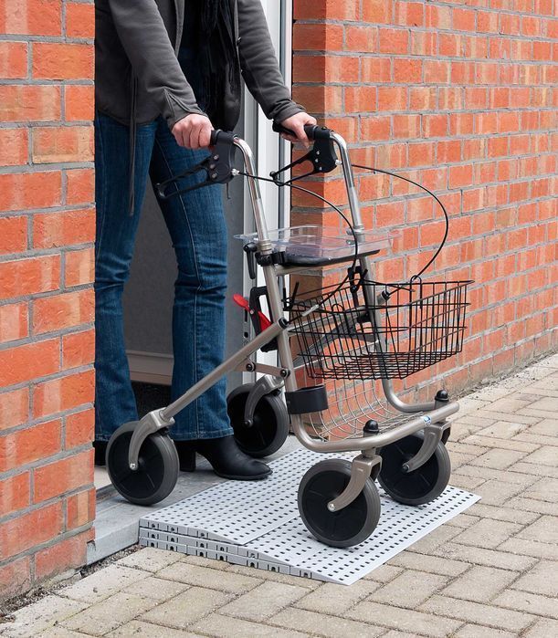 Rampa progowa plastikowa dla wózków inwalidzkich Próg wysokość 750 mm
