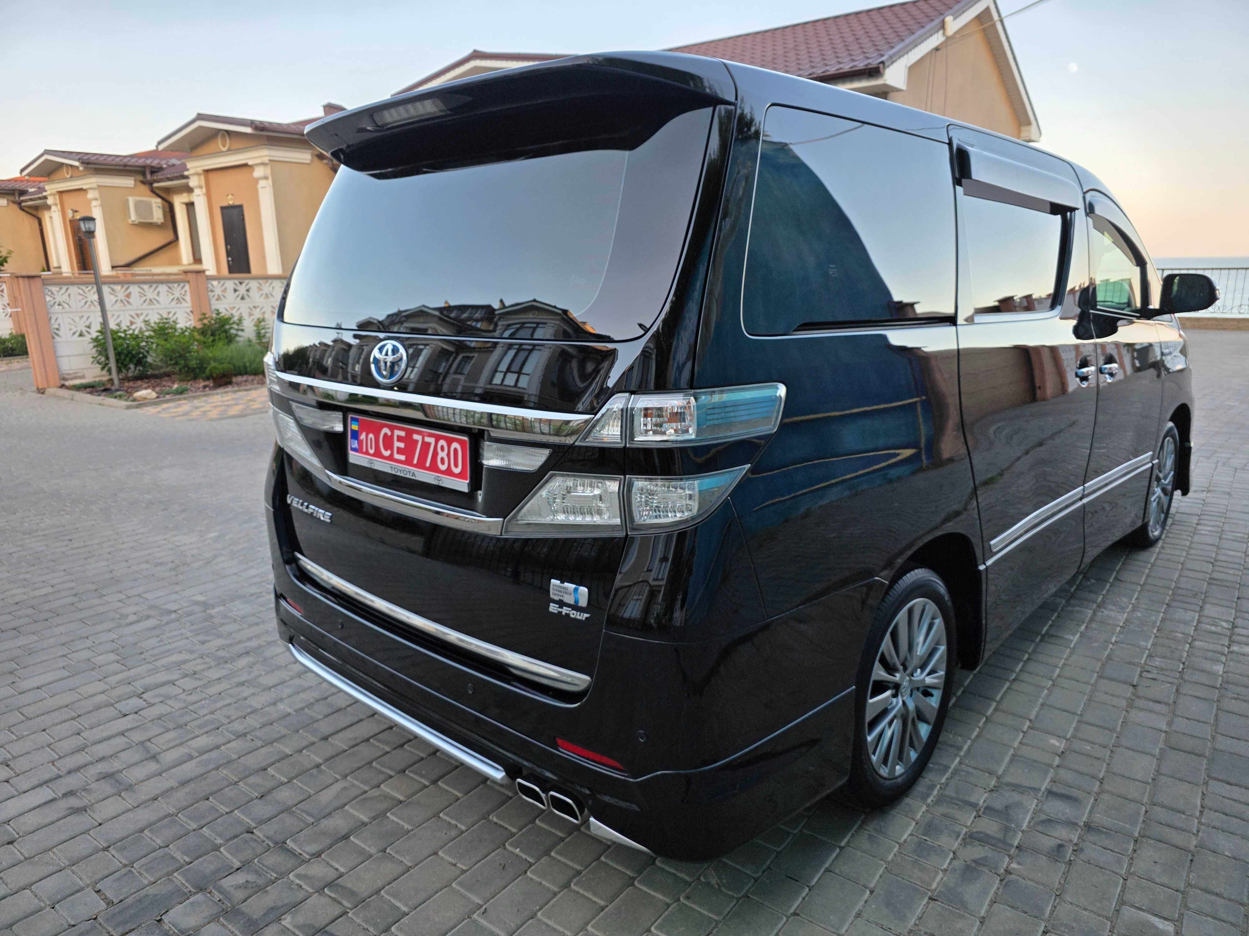 Toyota Vellfire 2012 Гибрид 2,4л вариатор