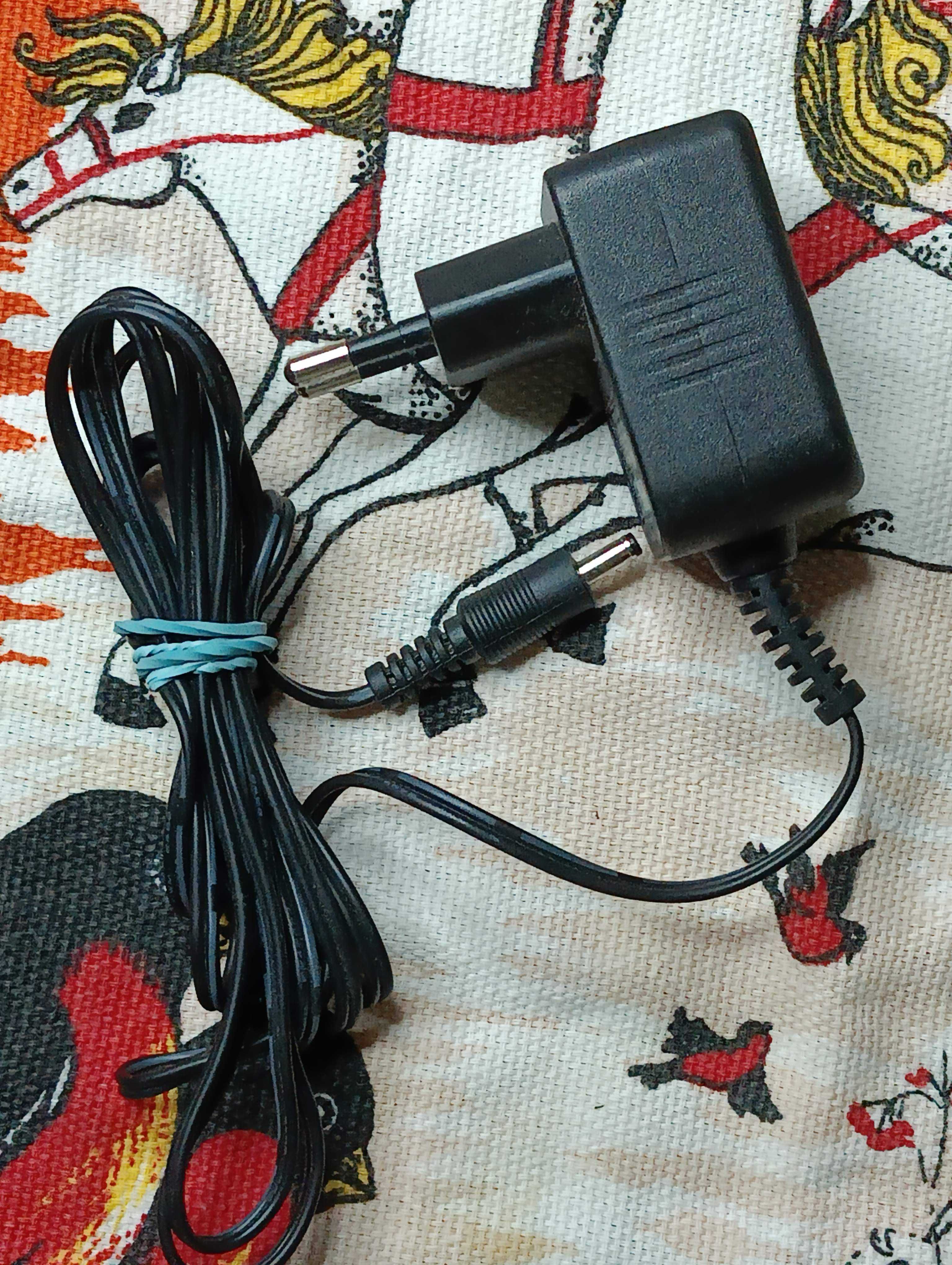 Блок живлення питания 24V 0.15A HKP06-2400150dV (штекер 3.5mm)