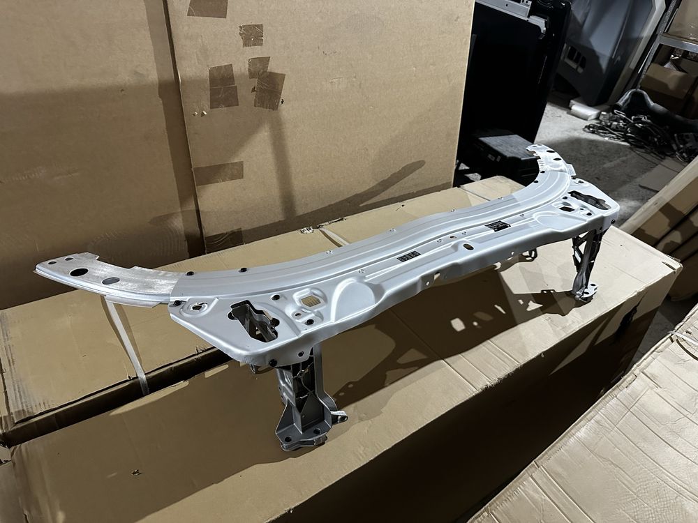 Передняя панель телевизор Мерседес CLA GLA 156 C 205 GLC 253 E 213
