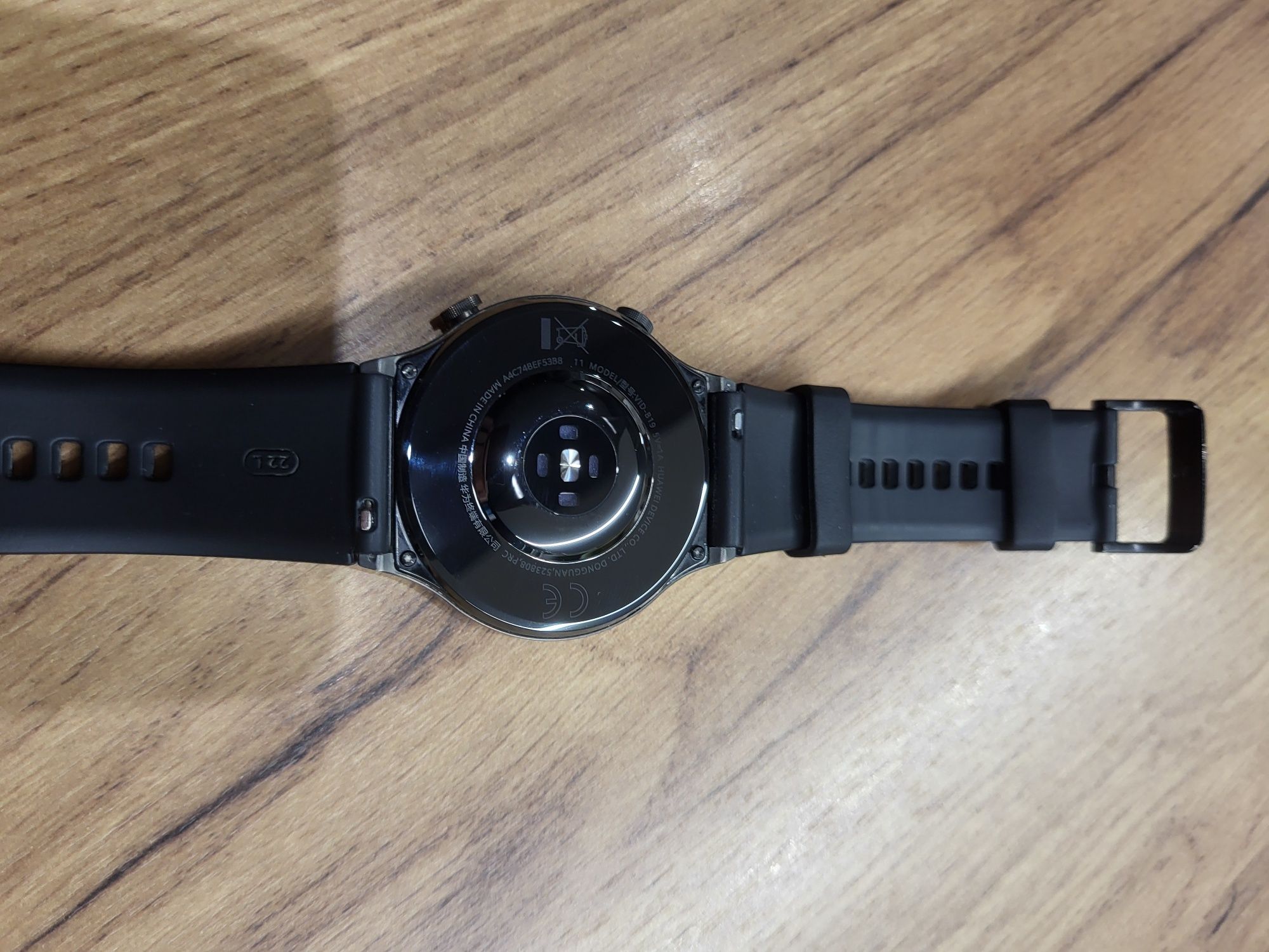 Huawei Watch GT2 Pro elegancki