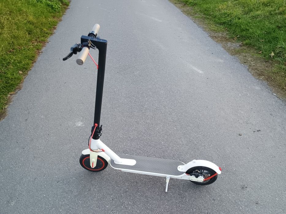 Електросамокат mi scooter