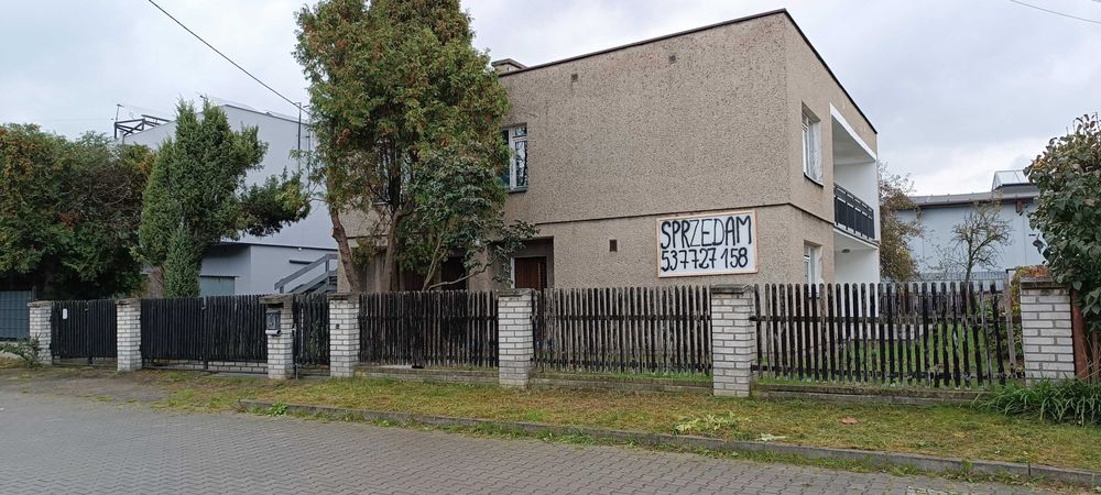 Dom w Tychach - dobra lokalizacja
