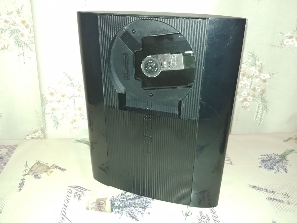 Ps3 Super Slim 500gb HEN Много игр