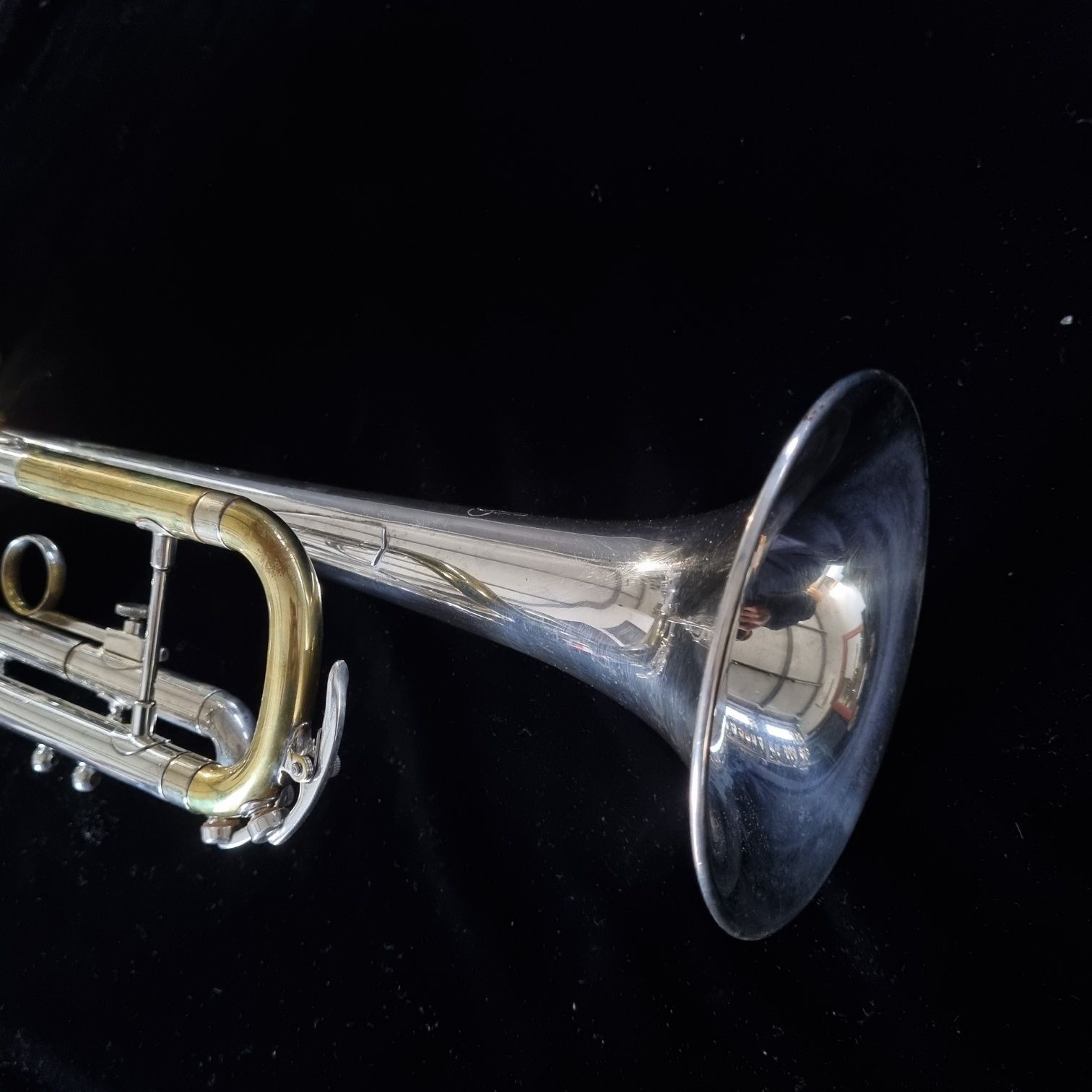 Conn 100B Doc Severinsen trąbka futerał ustnik