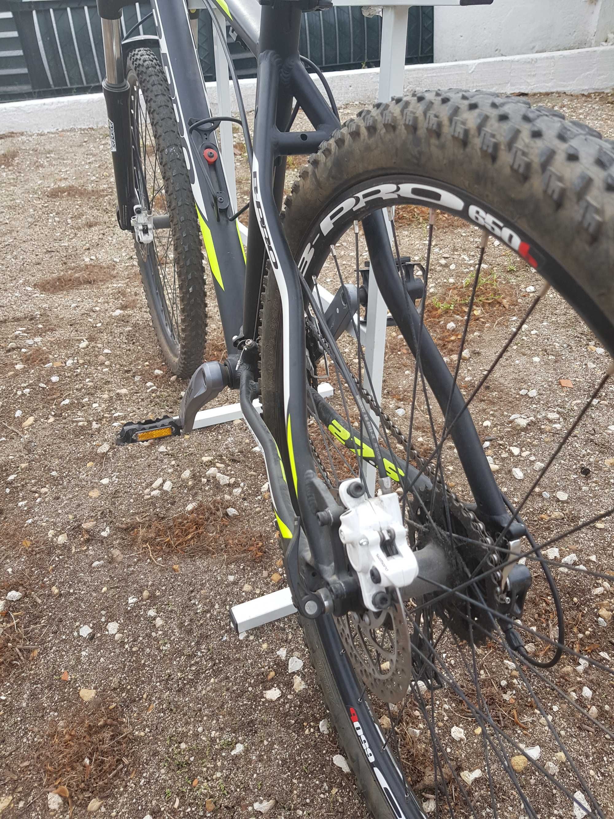 2 bicicletas BTT em bom estado