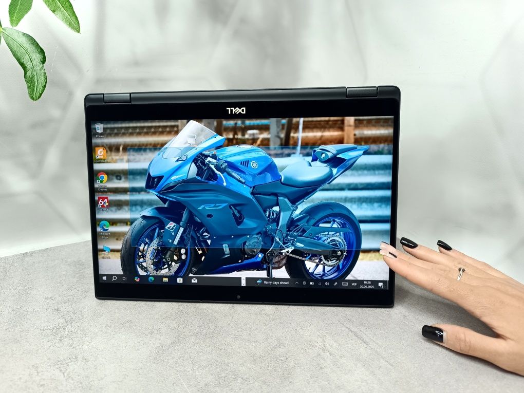 Сенсорний Dell Latitude 7390 2-in-1/i5-8350U/8/256/13.3 " Full HD IPS