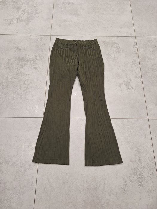 Spodnie dzwony Jessica C&A