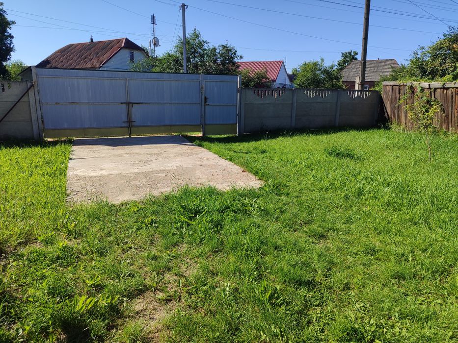 Продам 2 будинка в Іванкові