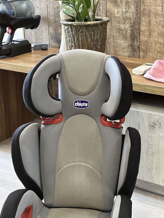 Chicco 15-36 kg Група 2-3