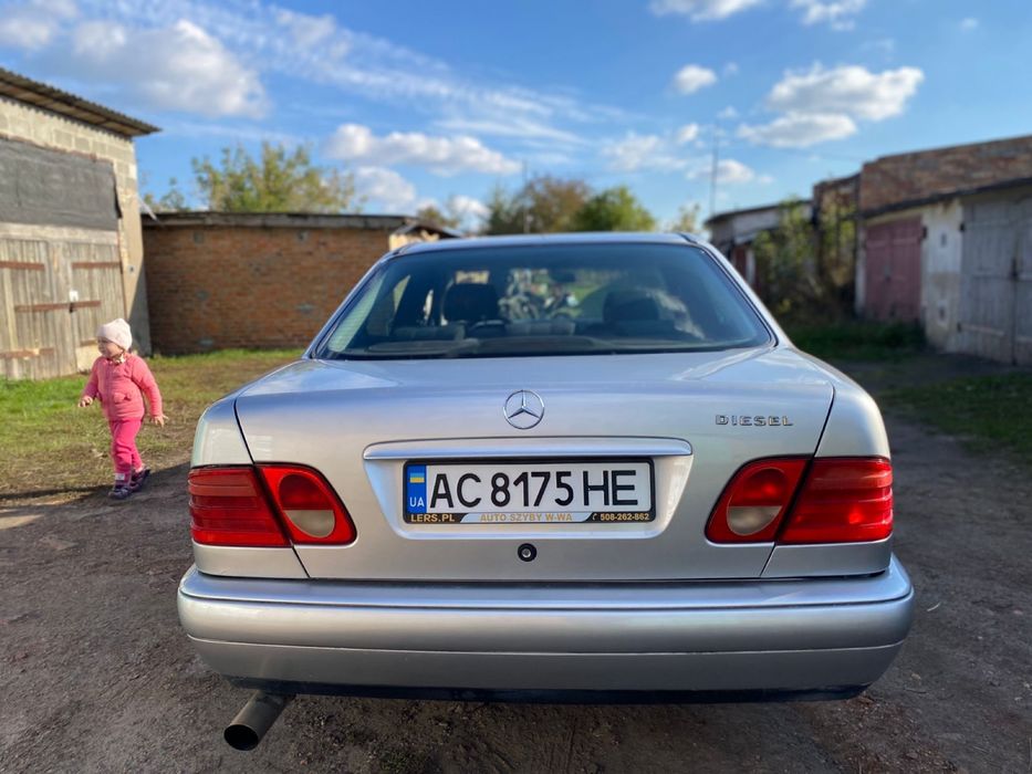 Мерседес е 300 d, мотор 3.0 дизель,коробка автомат