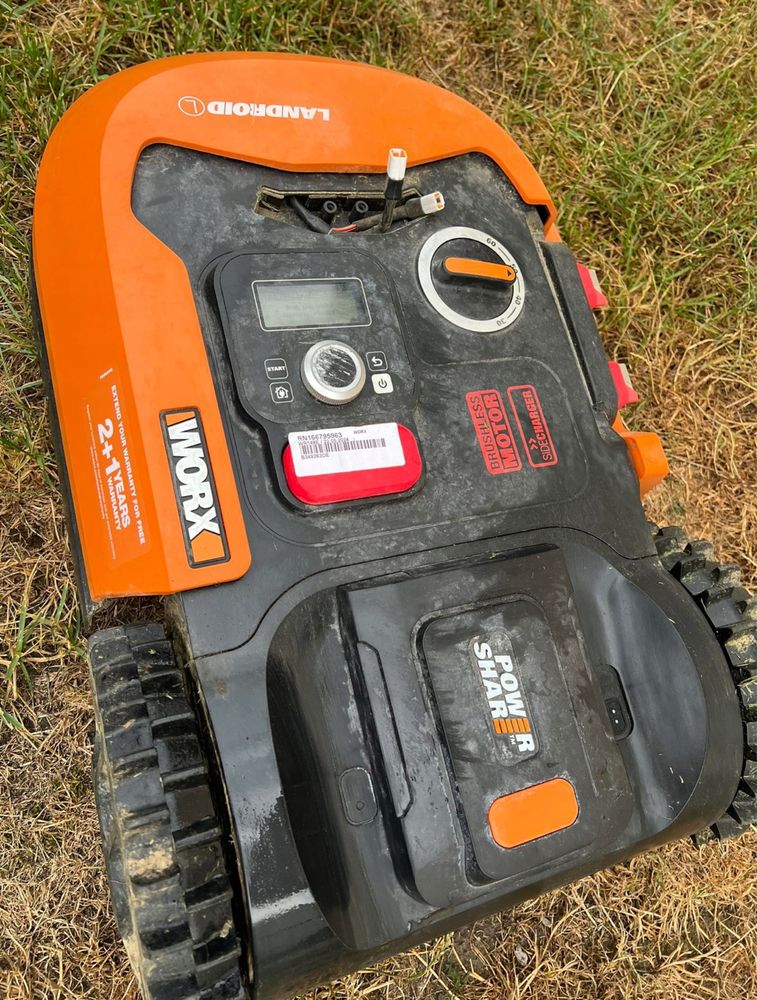 robot koszący worx wr148e