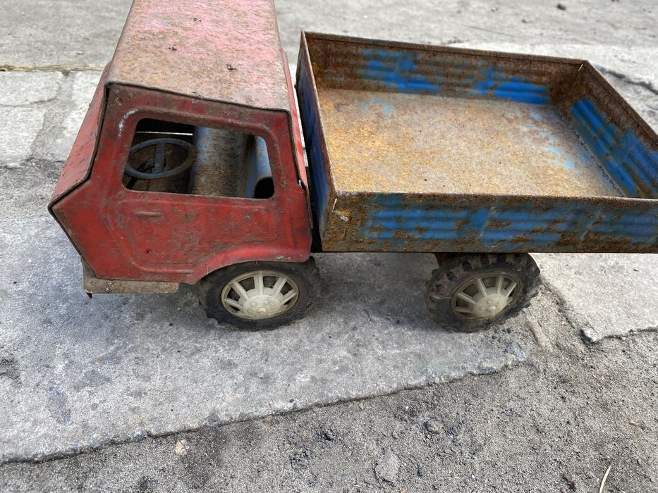 Игрушка СССР грузовик