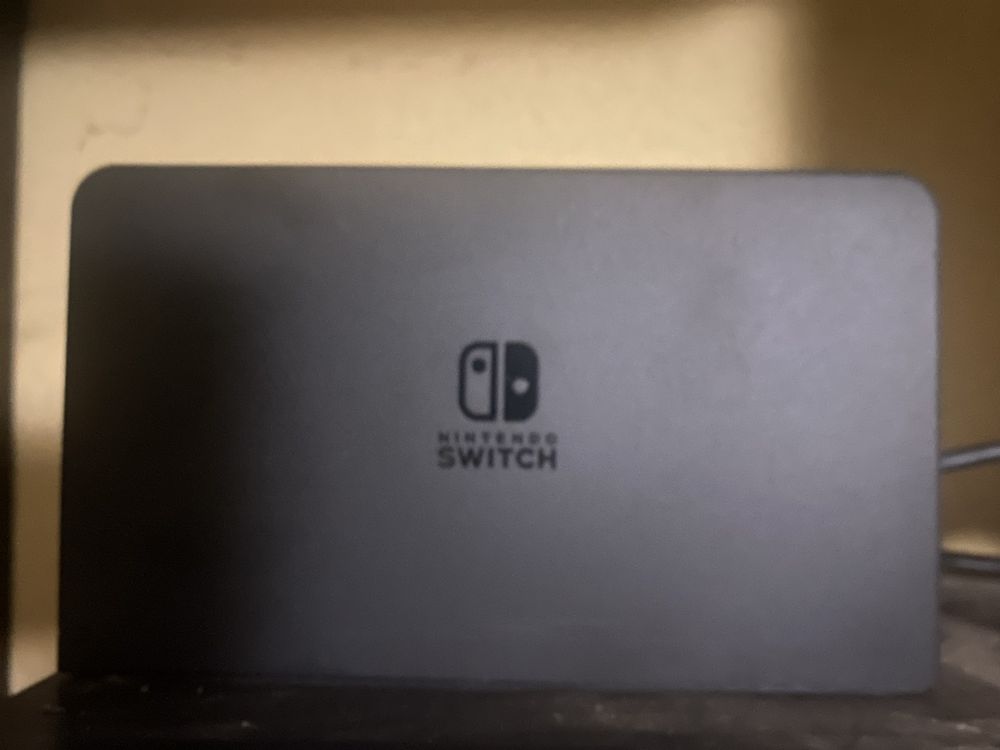 Vendo Nintendo Switch oled comprada a um mes