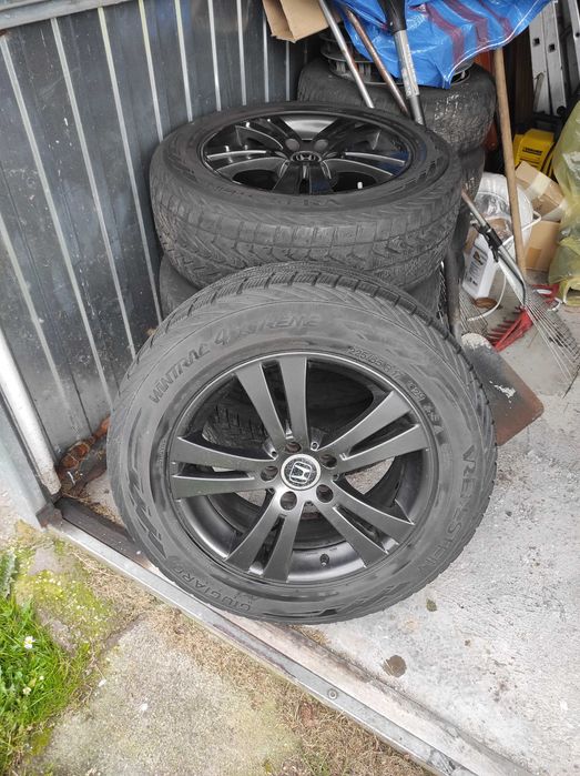 Felgi aluminiowe FLW czarne rozmiar 17cali Honda CRV  IV