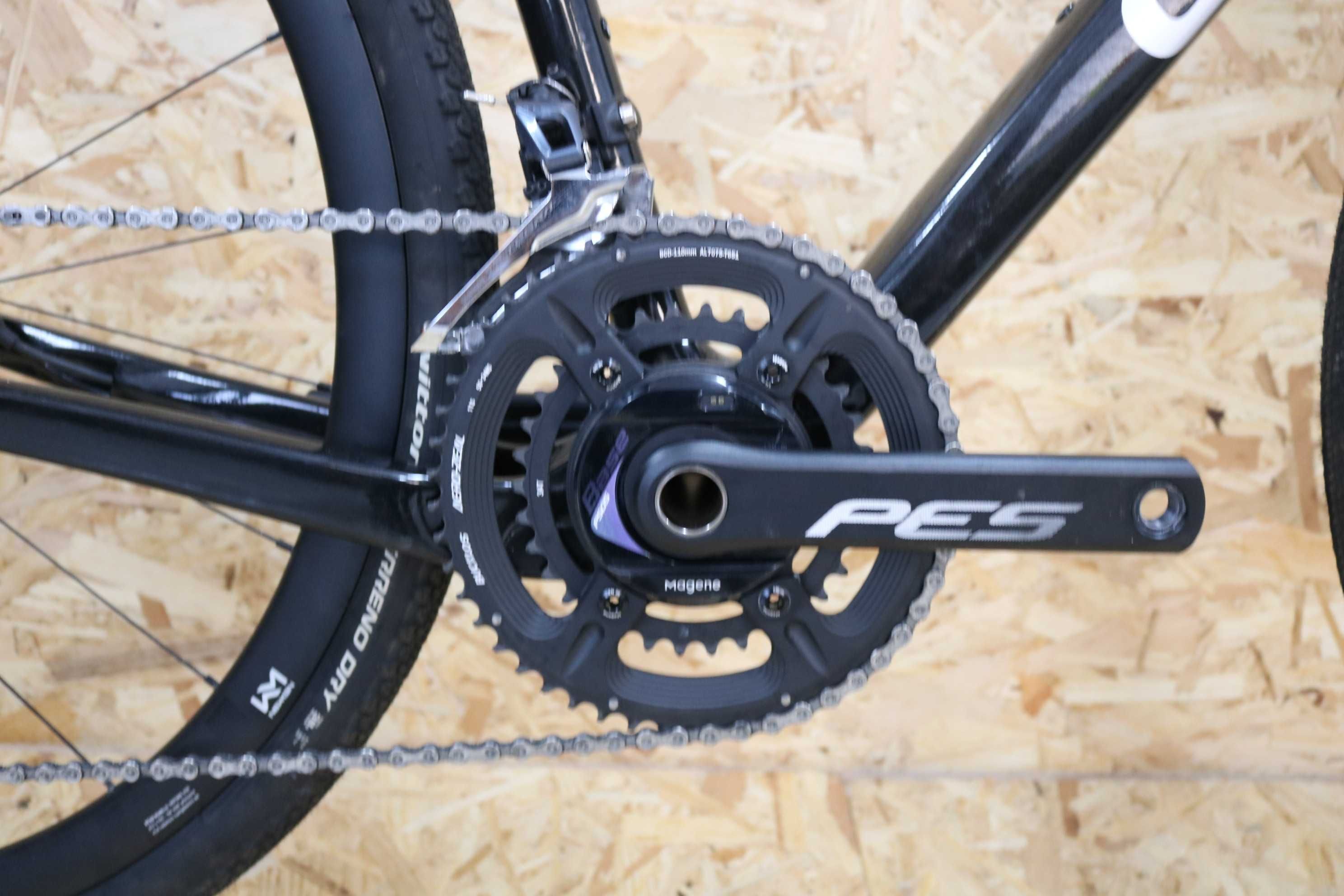 Bicicleta carbono Gravel Cube Nuroad SL - Potenciómetro - como nova