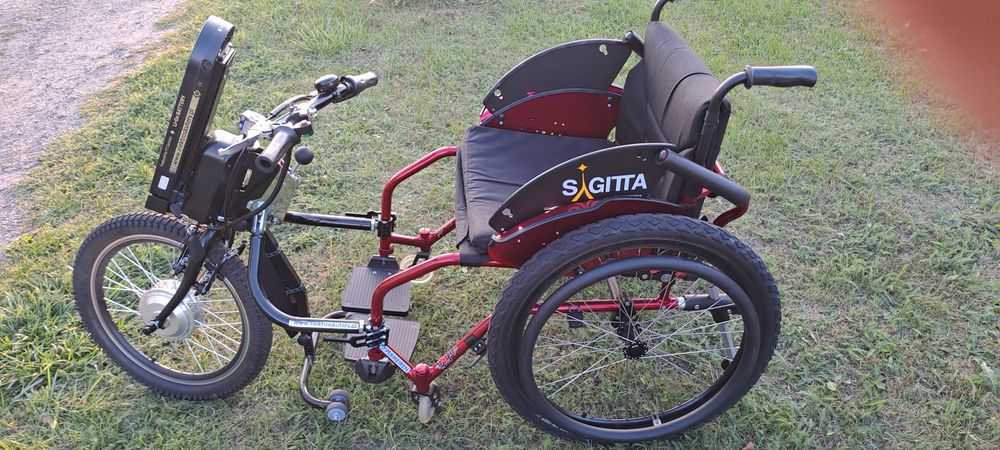 Wózek inwalidzki SAGITTA z przystawką elektryczną Li-ion.Stan idealny!