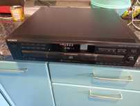 Odtwarzacz CD Sony CDP-CE335.