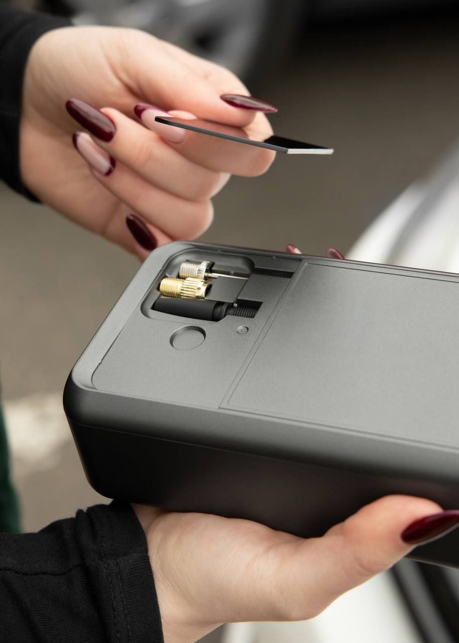 Пусковий Пристрій + Насос Proove Air Jump 10400mAh 1000A