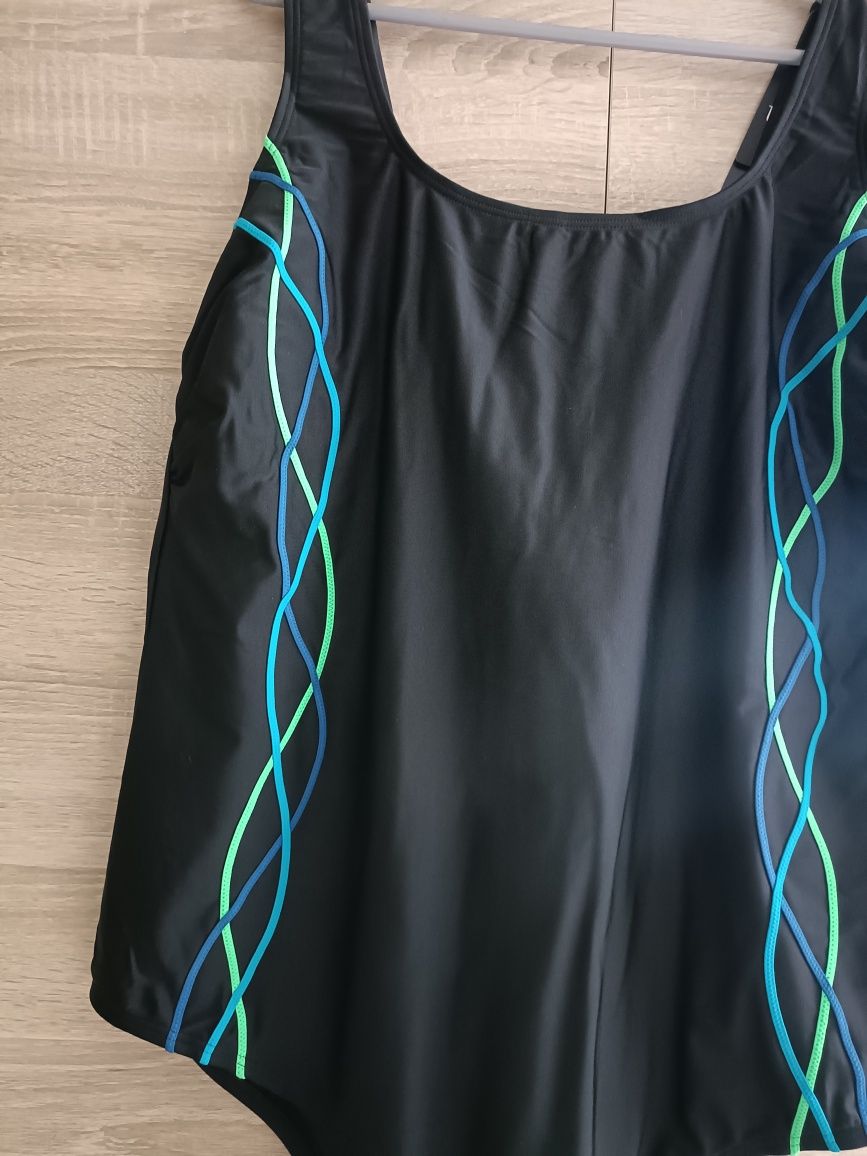 Czarny jednoczęściowy strój kąpielowy plus size