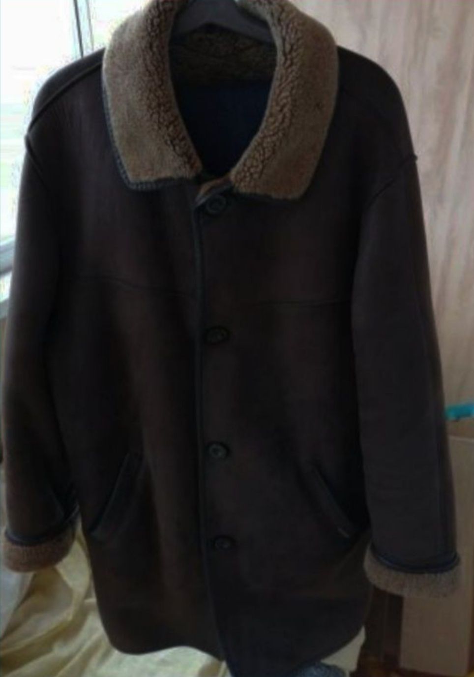 Продам шикарную  мужскую зимнюю курточку 54 р. 1100 грн.