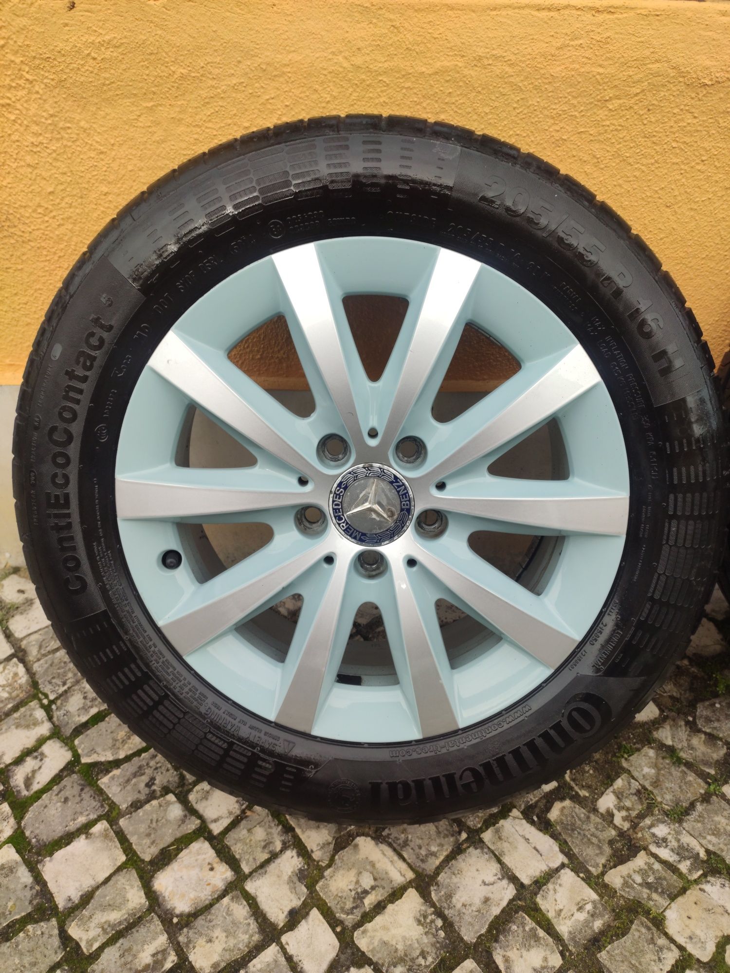 4 Jantes com pneus Mercedes Original