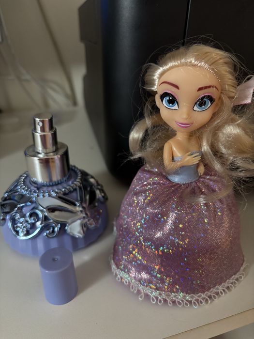 Laleczka perfumies fioletowa tm toys we flakonie fioletowa