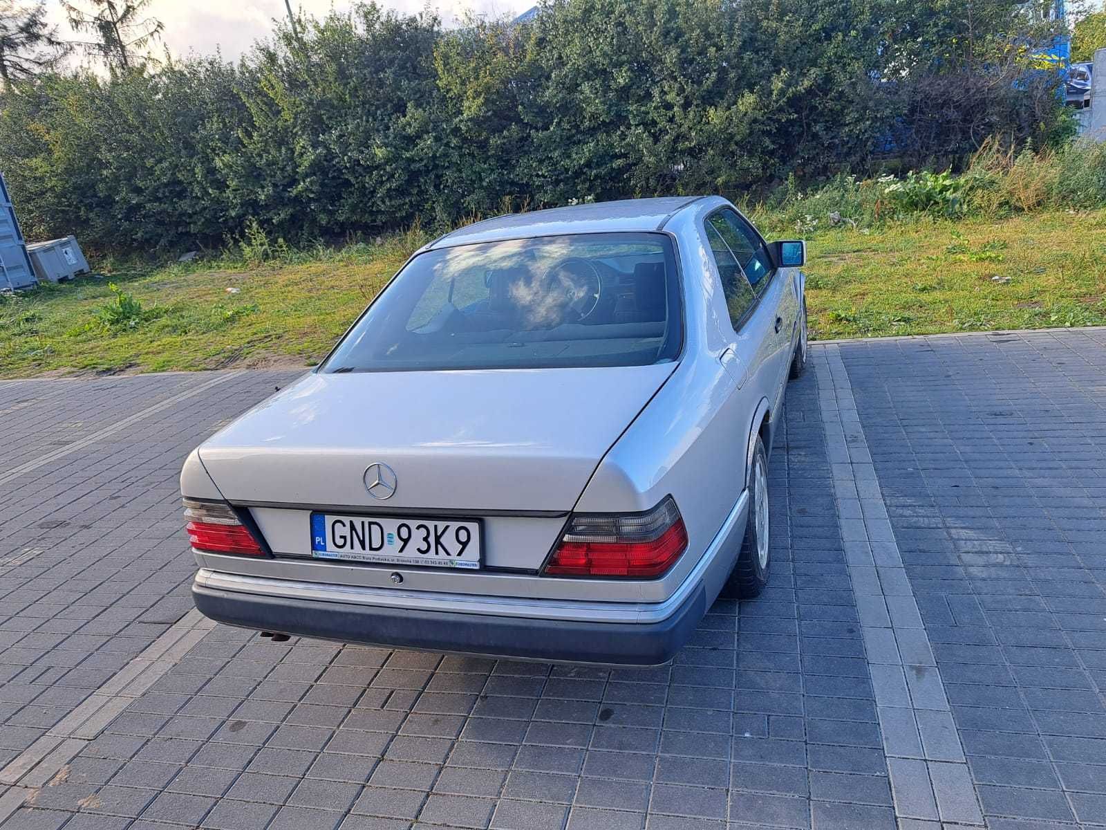 Mercedes 124 coupe