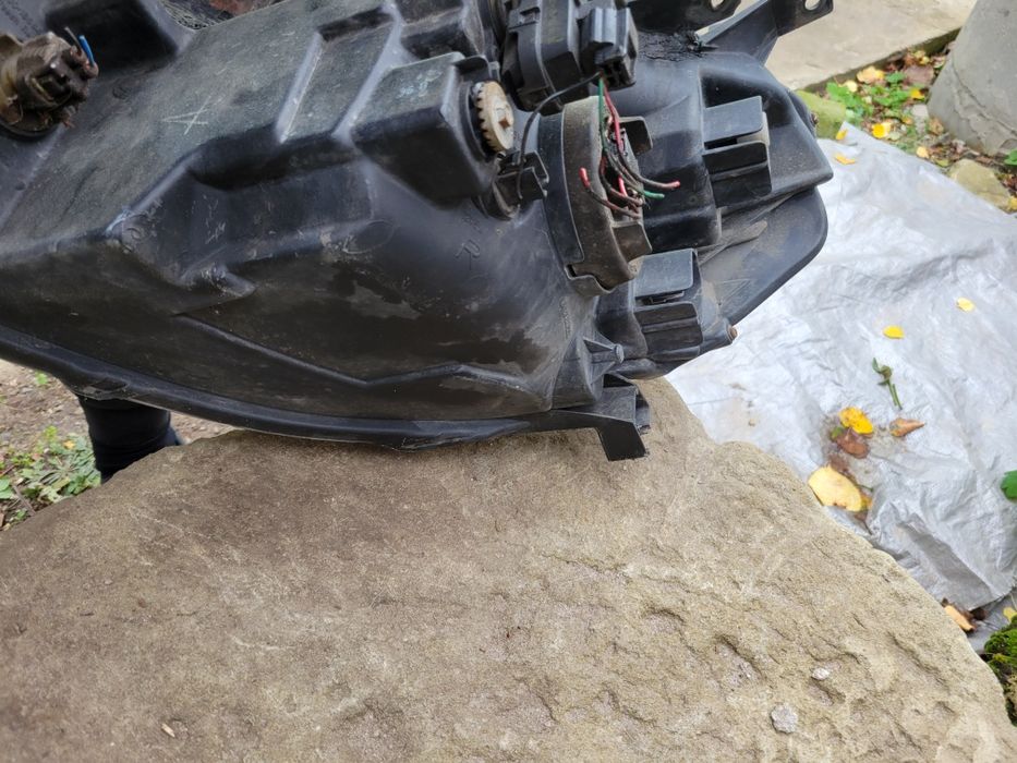 Фара права Suzuki SX4 2008, оригінал