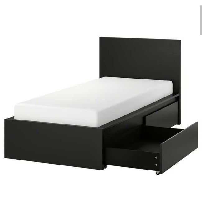 Cama solteiro com 2 gavetões e sem colchão.