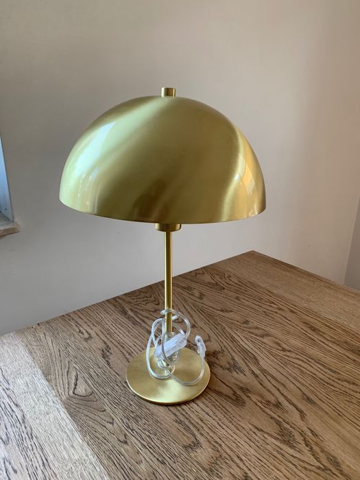 Lampa stołowa na komodę Westwing złota nowa!