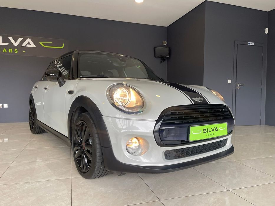 MINI 5 Portas Cooper D Aut. Seven