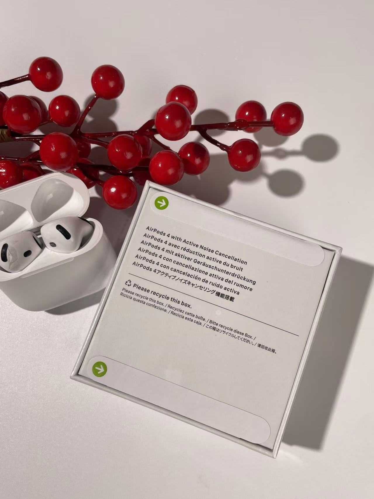 Słuchawki douszne AirPods 4 ANC