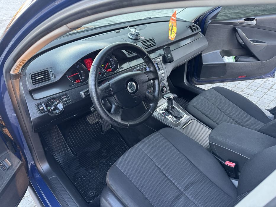 Продам пассат В6 2.0д