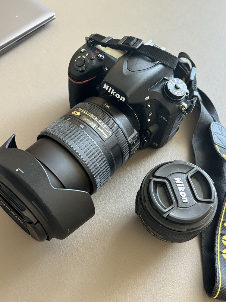 Nikon D750 +  AF-S 24-120mm + AF-S 50mm