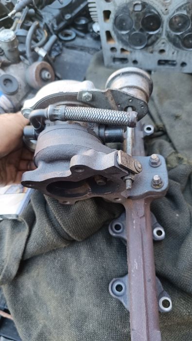 Турбіна 1.4 1.5 1.6hdi Peugeot 208 ford citrien berlingo c3