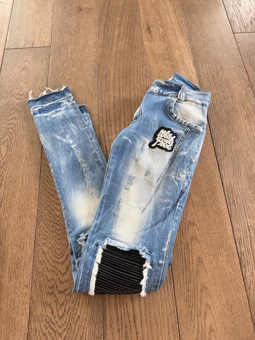 Jeansy Foggi czarne podbicia – streetwear z charakterem!