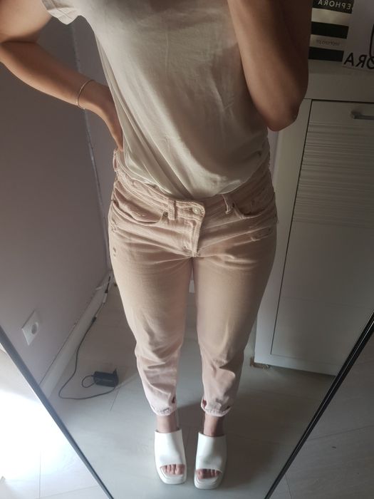 Pudroworóżowe jeansy h&m
