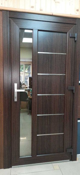 Двері вхідні WDS 7 series HPL в наявності