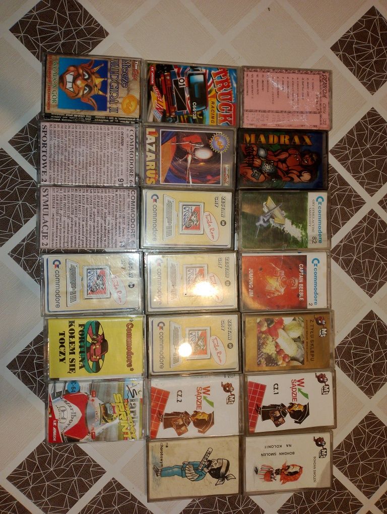 Commodore 64 oraz kasety używane zestaw