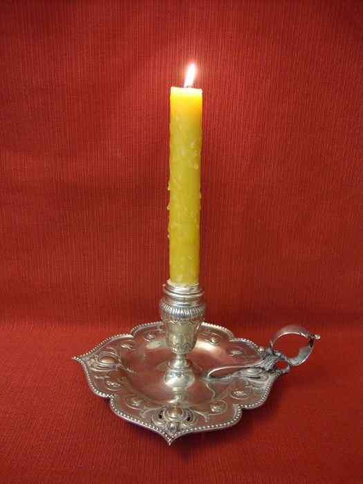 Palmatória antiga em Prata