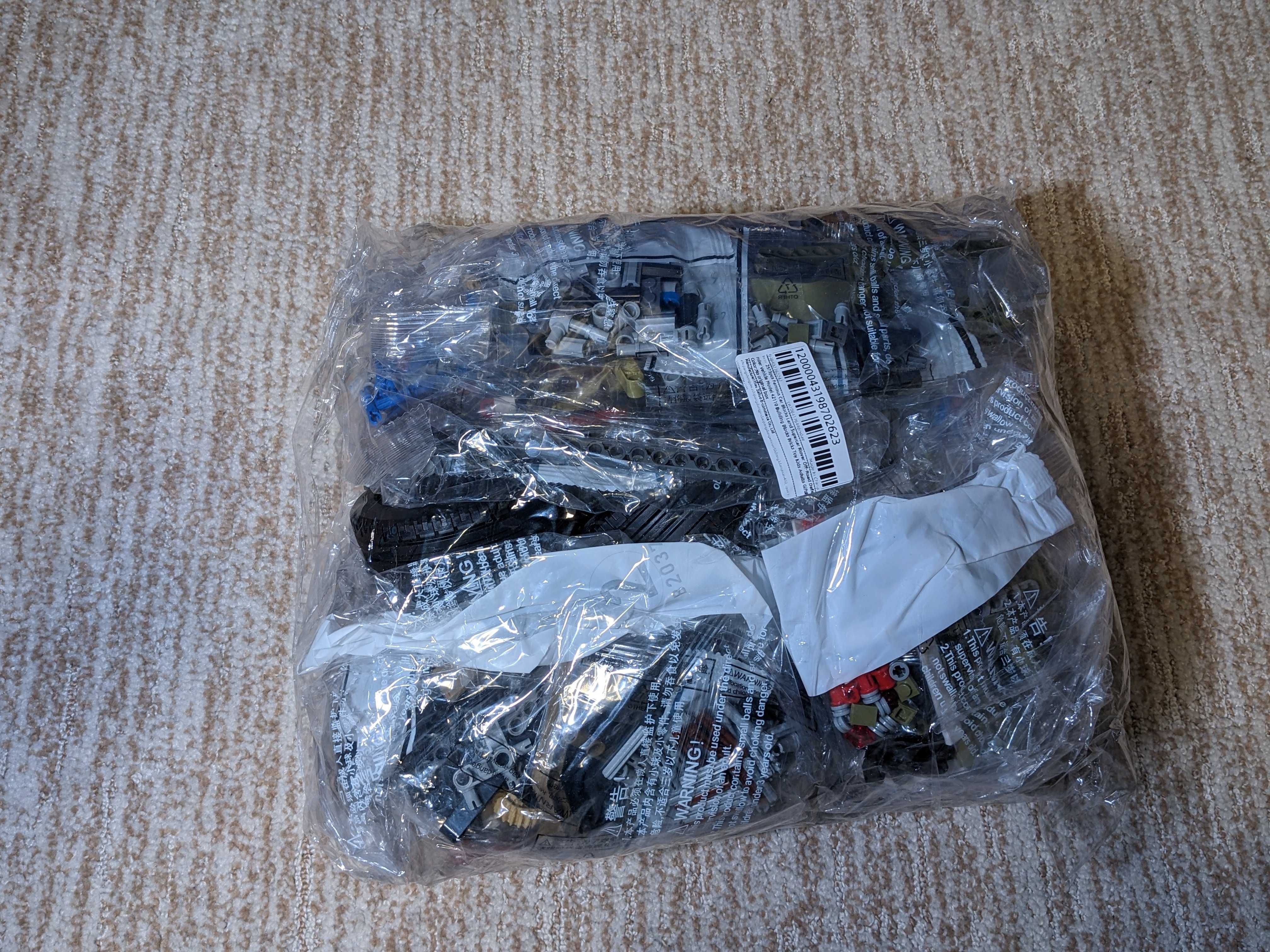 Конструктор 1в1 Lego Technic 42110 - Land Rover Defender на 2573 дет.