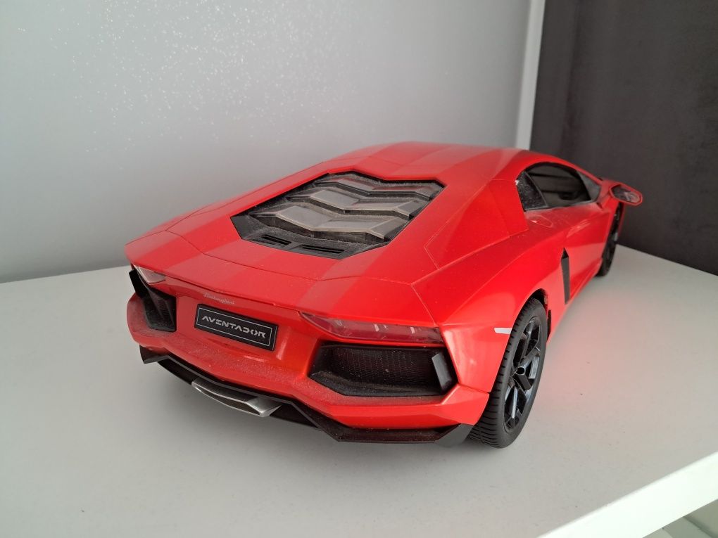 Lamborghini Aventador RC skala 1/10