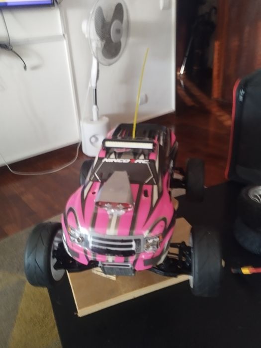 Carrinho RC elétrico