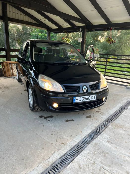 Продам Renault Scenic 2,2008 р.1.6 бензин)