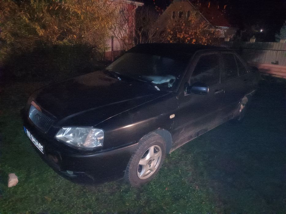 Свій Чері амулет 2008 рік 1.6 бензин